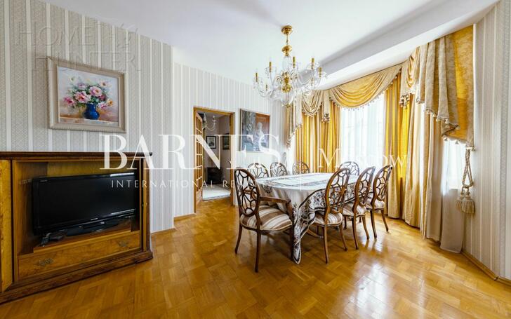 2-этажный коттедж 420 м² с отделкой