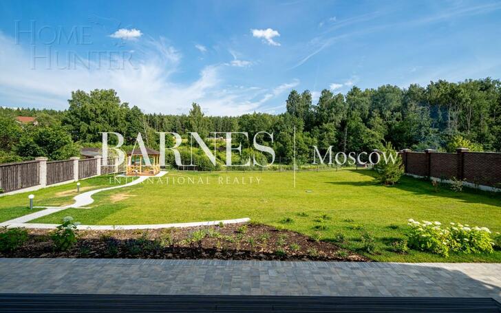 2-этажный коттедж 250 м² с отделкой