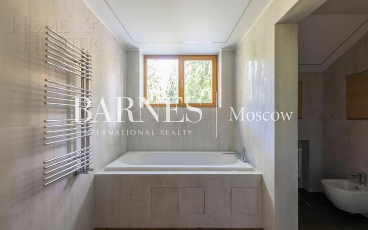 2-этажный коттедж 1 330 м² с отделкой