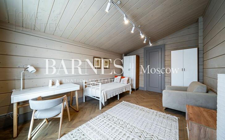 2-этажный коттедж 250 м² с отделкой