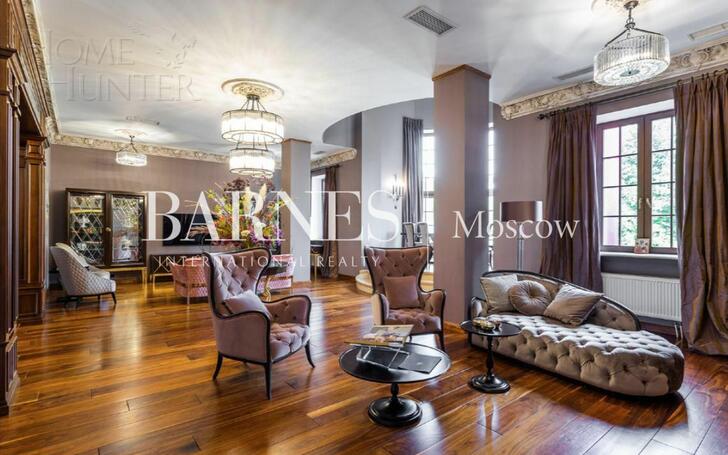 2-этажный коттедж 800 м² с отделкой
