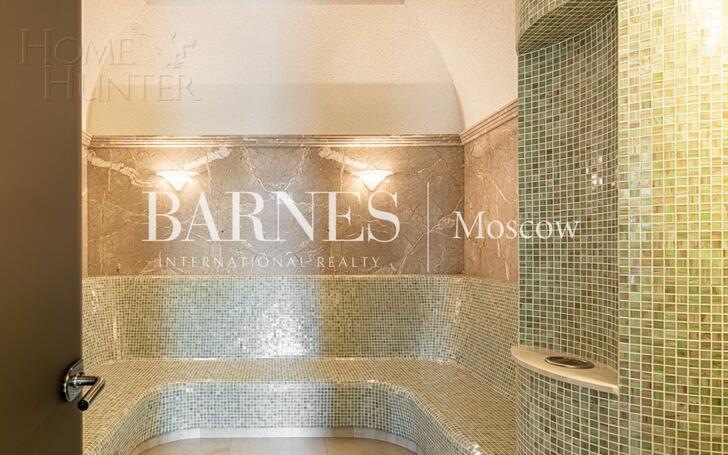 2-этажный коттедж 2 400 м² с отделкой