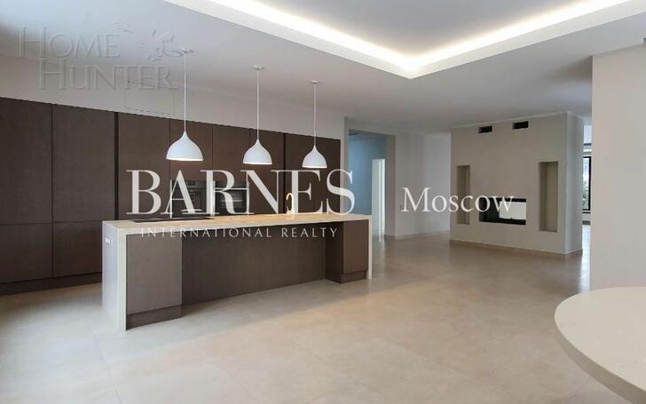 2-этажный коттедж 600 м² с отделкой
