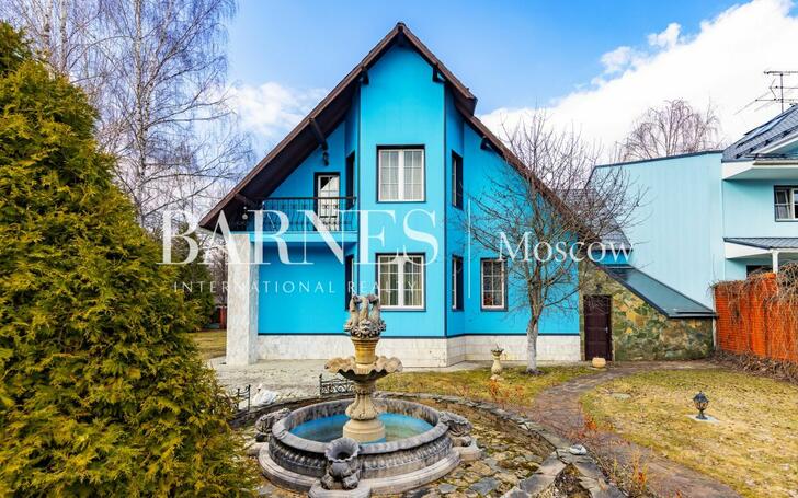 2-этажный коттедж 420 м² с отделкой