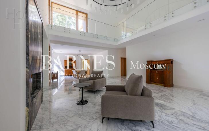 2-этажный коттедж 1 330 м² с отделкой