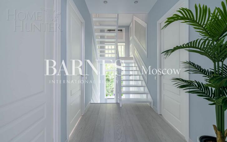 2-этажный коттедж 220 м² с отделкой