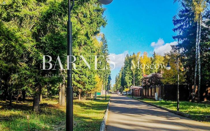 2-этажный коттедж 306 м² без отделки
