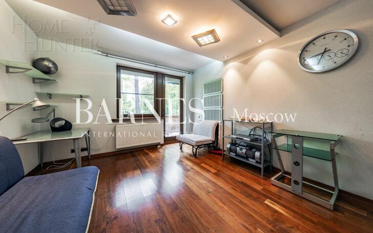 2-этажный коттедж 320 м² с отделкой