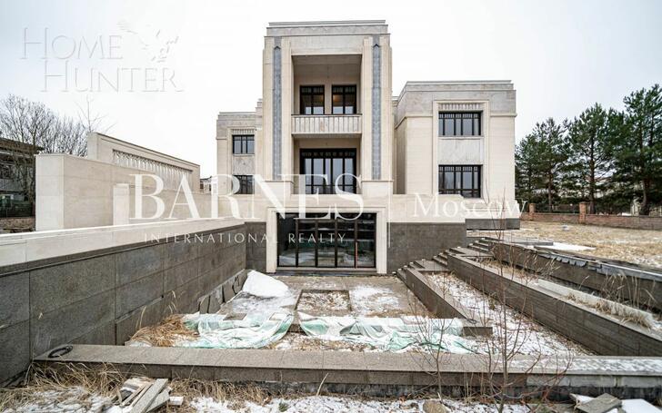 2-этажный коттедж 1 244 м² с отделкой