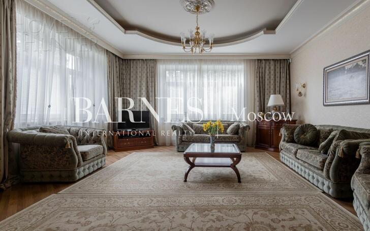 2-этажный коттедж 471 м² с отделкой