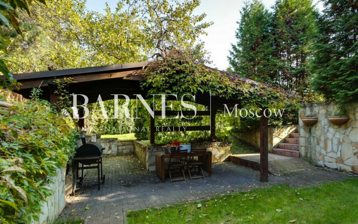2-этажный коттедж 620 м² с отделкой