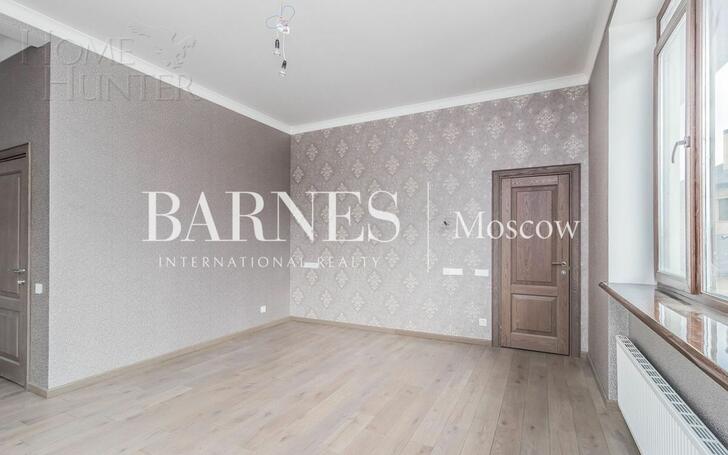 2-этажный коттедж 300 м² с отделкой