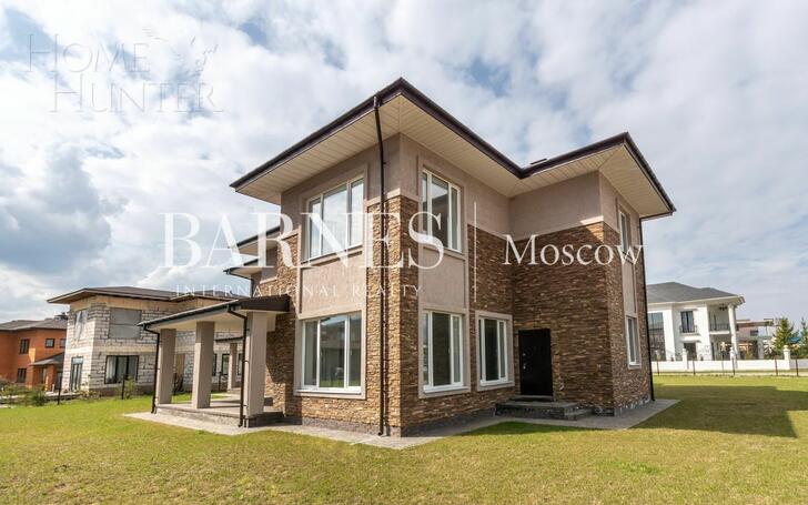 2-этажный коттедж 307 м² с отделкой