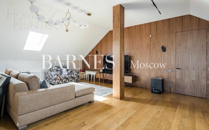 3-этажный коттедж 550 м² с отделкой