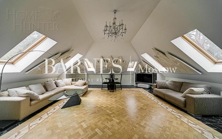 3-этажный коттедж 740 м² с отделкой