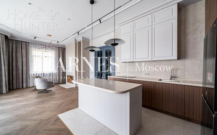 2-этажный коттедж 335 м² с отделкой