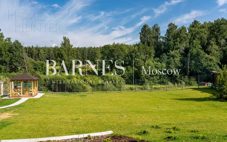 2-этажный коттедж 250 м² с отделкой