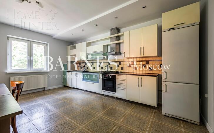 2-этажный коттедж 370 м² с отделкой