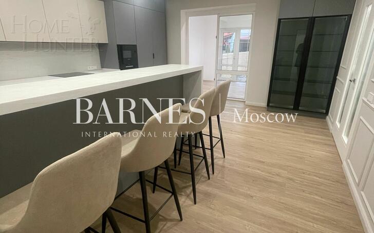 2-этажный таунхаус 220 м² с отделкой