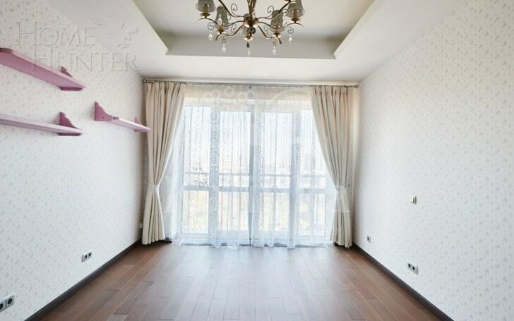 5-КОМН. КВАРТИРА С ОТДЕЛКОЙ 212 М² НА 27 ЭТАЖЕ