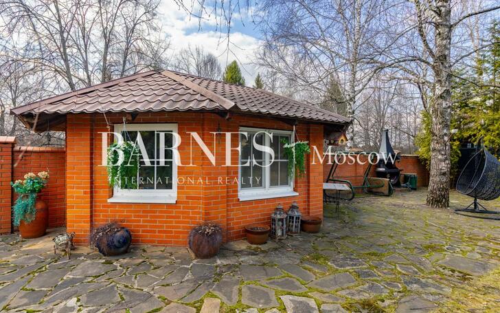 2-этажный коттедж 420 м² с отделкой