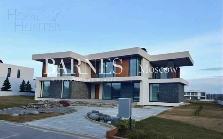 2-этажный коттедж 750 м² без отделки
