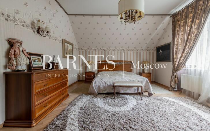 2-этажный коттедж 471 м² с отделкой