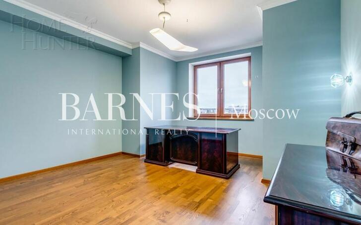 2-этажный коттедж 305 м² с отделкой