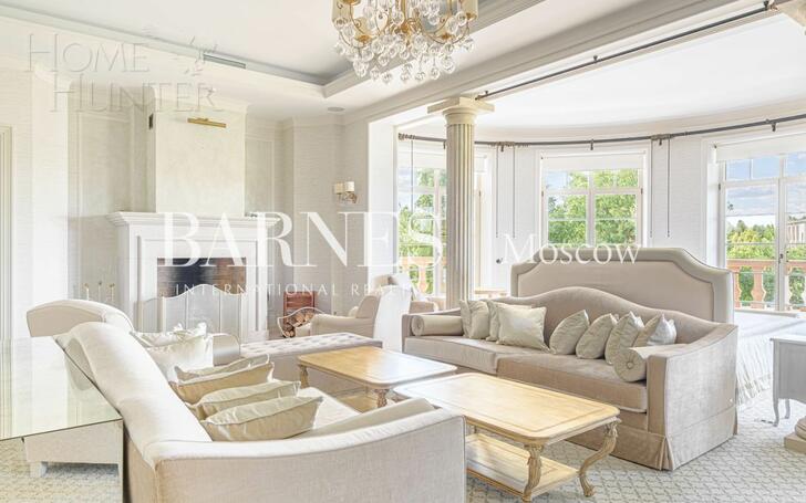 2-этажный коттедж 2 400 м² с отделкой