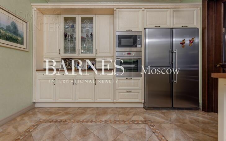 2-этажный коттедж 471 м² с отделкой