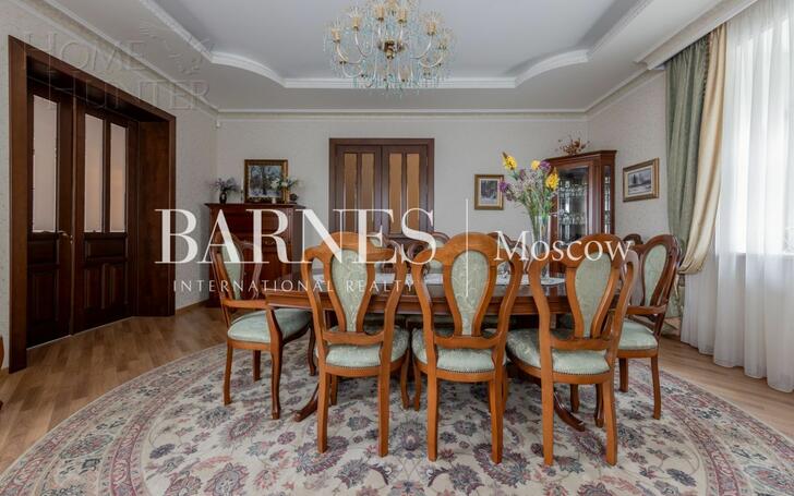 2-этажный коттедж 471 м² с отделкой