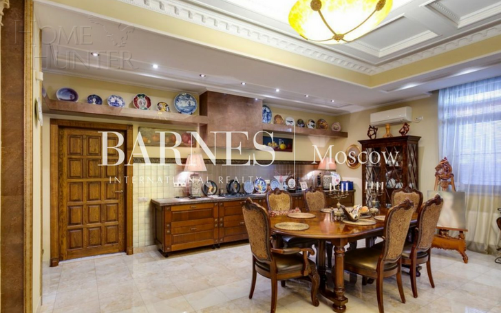 2-этажный коттедж 620 м² с отделкой