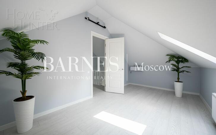 2-этажный коттедж 220 м² с отделкой