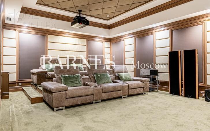 2-этажный коттедж 2 400 м² с отделкой