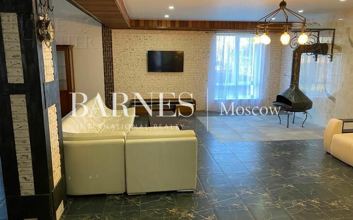 2-этажный коттедж 650 м² с отделкой