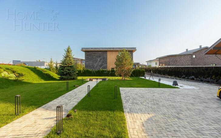 2-этажный коттедж 250 м² с отделкой