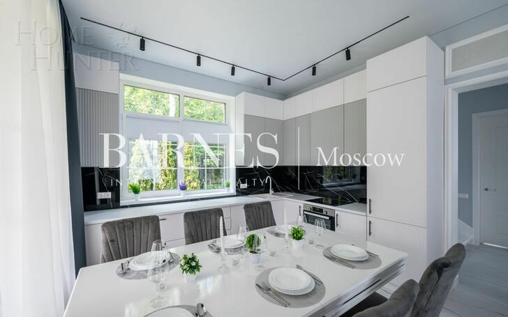 2-этажный коттедж 220 м² с отделкой