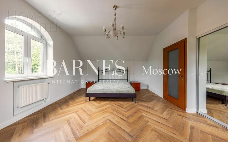 2-этажный коттедж 370 м² с отделкой
