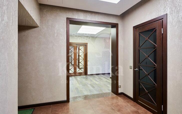 5-КОМН. КВАРТИРА С ОТДЕЛКОЙ 212 М² НА 27 ЭТАЖЕ