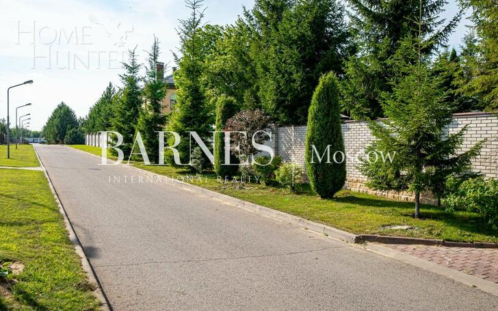 2-этажный коттедж 250 м² с отделкой