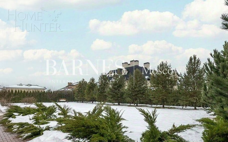 2-этажный коттедж 960 м² с отделкой