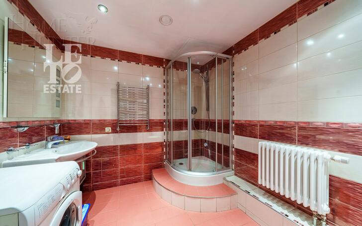 3-этажный коттедж 384.4 м² с отделкой