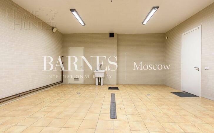 3-этажный таунхаус 430 м² с отделкой