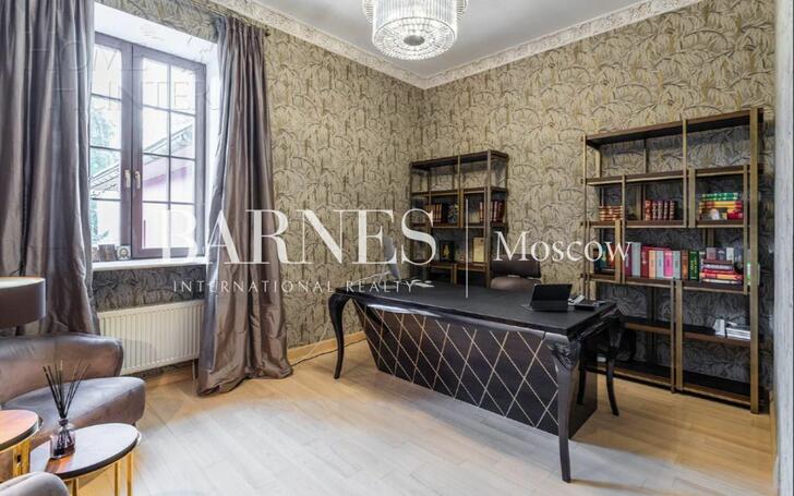 2-этажный коттедж 800 м² с отделкой