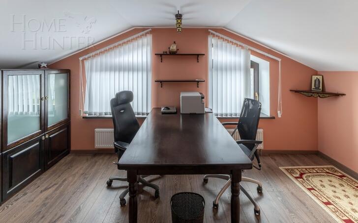 2-этажный коттедж 300 м² с отделкой
