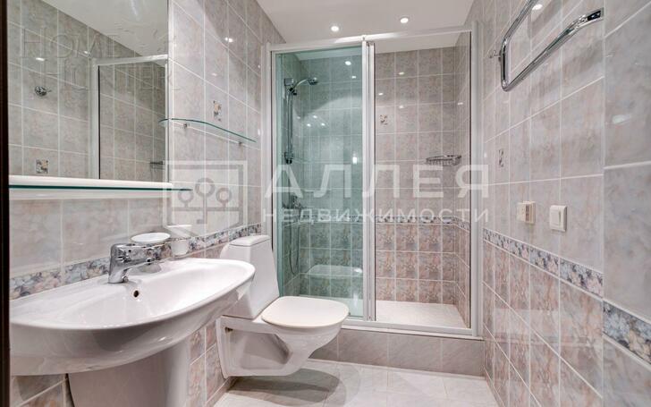 2-этажный коттедж 750 м² с отделкой