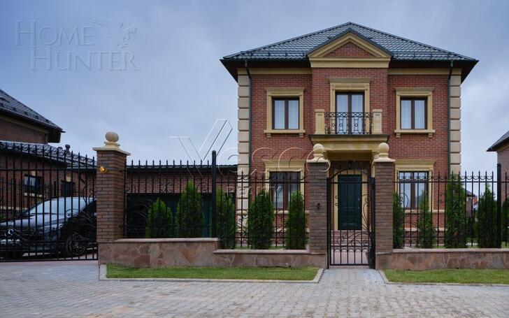 2-этажный коттедж 380 м² с отделкой