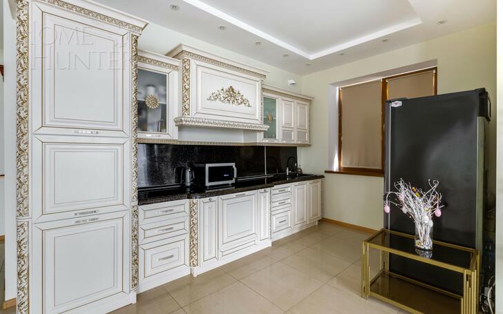 2-этажный коттедж 255.9 м² с отделкой