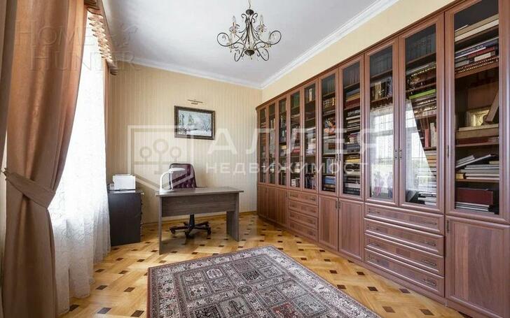 2-этажный коттедж 820 м² с отделкой