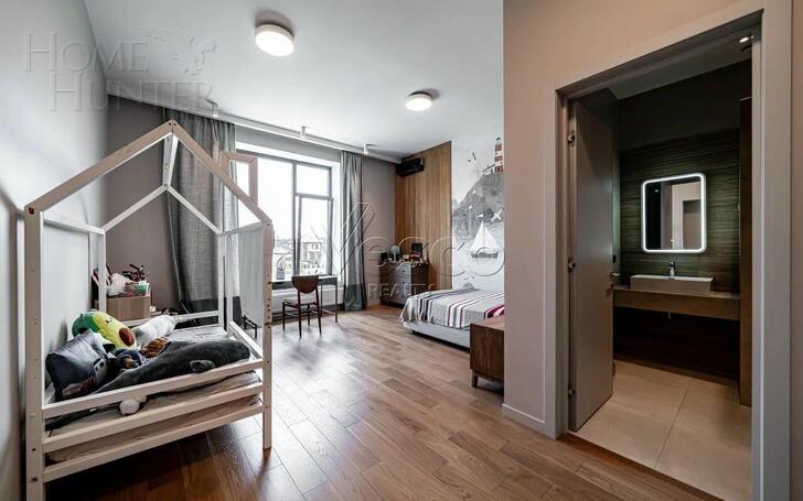 2-этажный коттедж 350 м² с отделкой